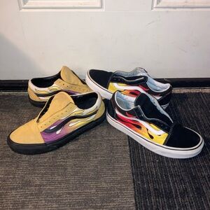 Vans off the wall old skool banana flame shoes bundle of 2 mens size 6.5